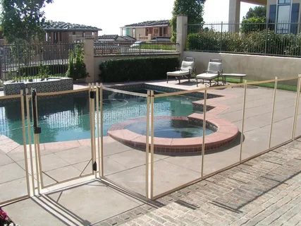 Custom Pool Fence Options for Irregularly Shaped Pools
