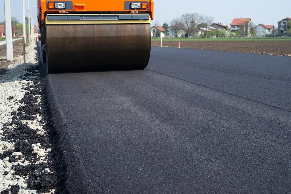 How to Maintain High-Traffic Pavements for Commercial Assets